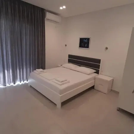 Cataleya Apartament 招待所 卡萨米尔